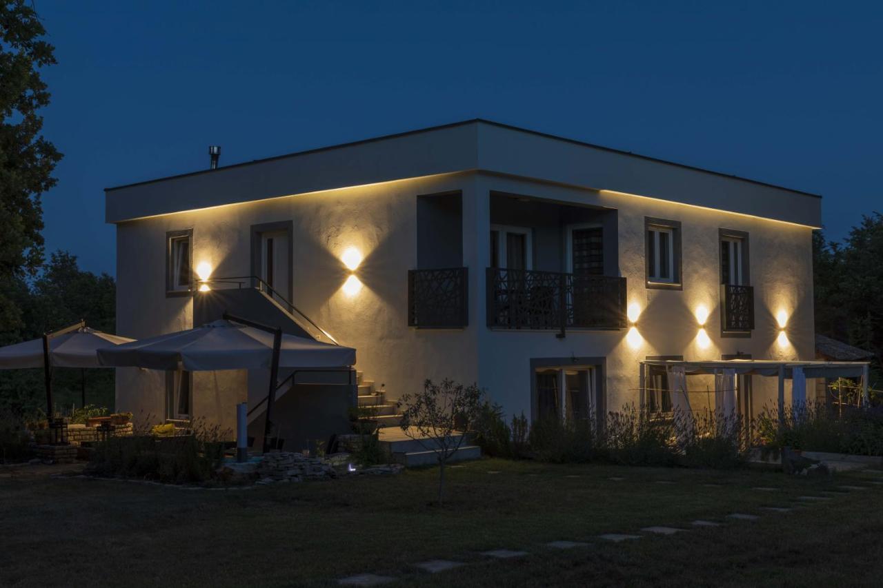 Luxury Villa Cetiri Hrasta Pićan Kültér fotó
